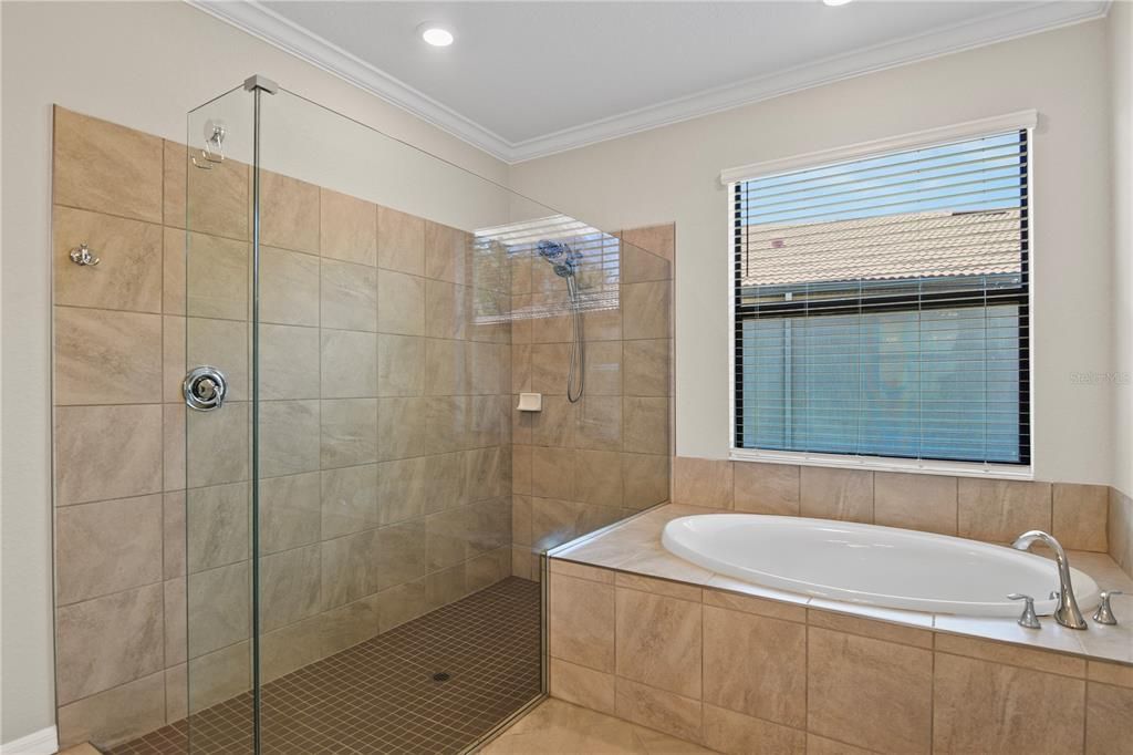 В аренду: $3,500 (3 спален, 3 ванн, 2217 Квадратных фут)