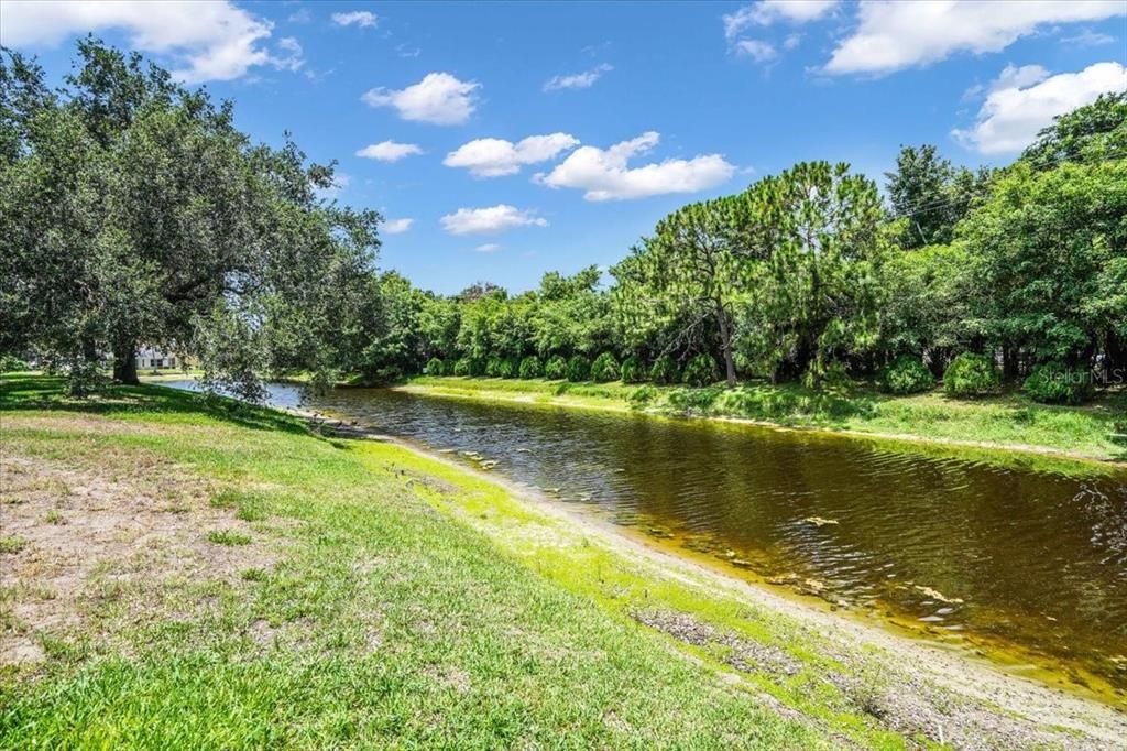 En Venta: $599,000 (3 camas, 2 baños, 1977 Pies cuadrados)