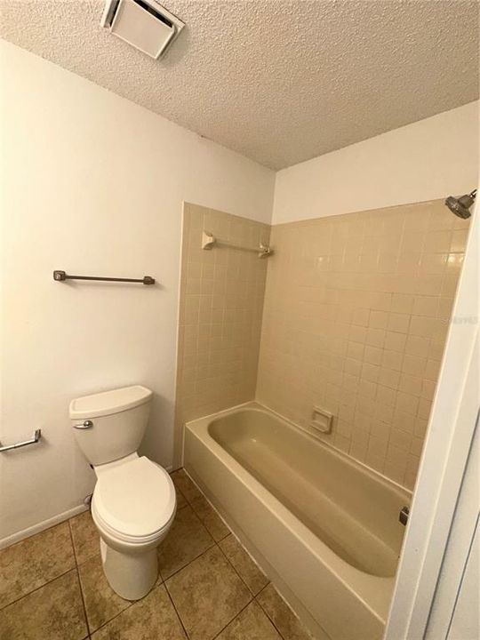 В аренду: $1,190 (1 спален, 1 ванн, 560 Квадратных фут)