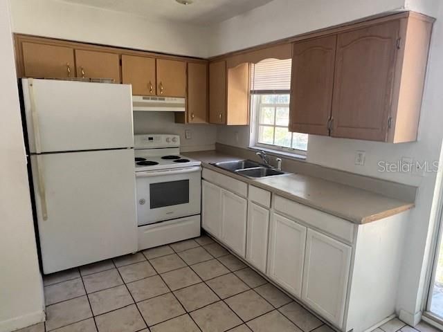 For Rent: $1,400 (4 beds, 1 baths, 1187 Square Feet)