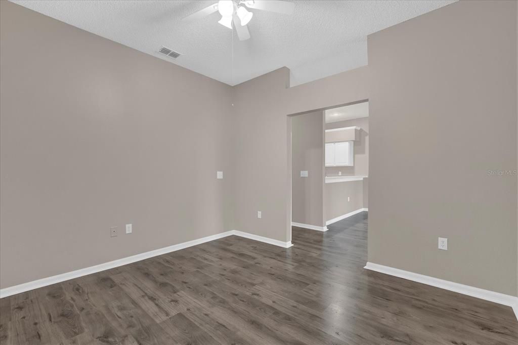 For Sale: $294,000 (2 beds, 2 baths, 1397 Square Feet)