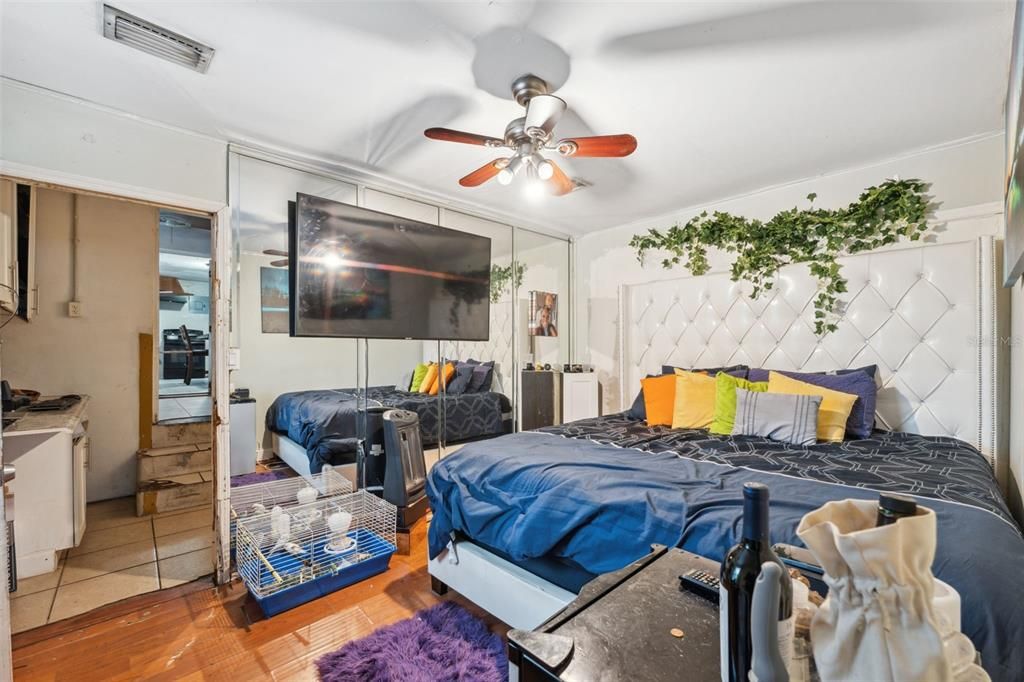 Active With Contract: $525,000 (4 beds, 2 baths, 1978 Square Feet)