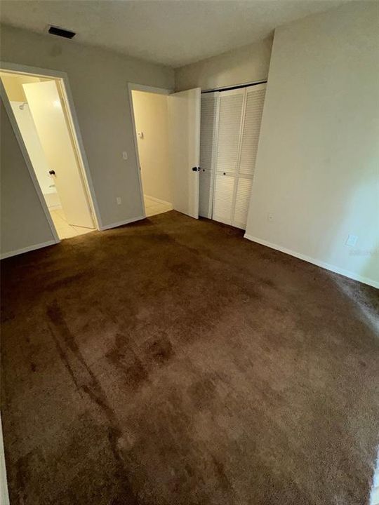 For Rent: $1,274 (2 beds, 1 baths, 1041 Square Feet)