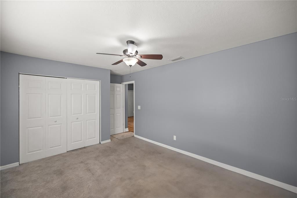 For Sale: $330,000 (3 beds, 2 baths, 1813 Square Feet)