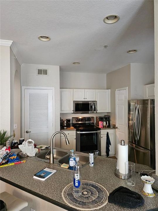 Kitchen with stainless, upgraded LG appliances