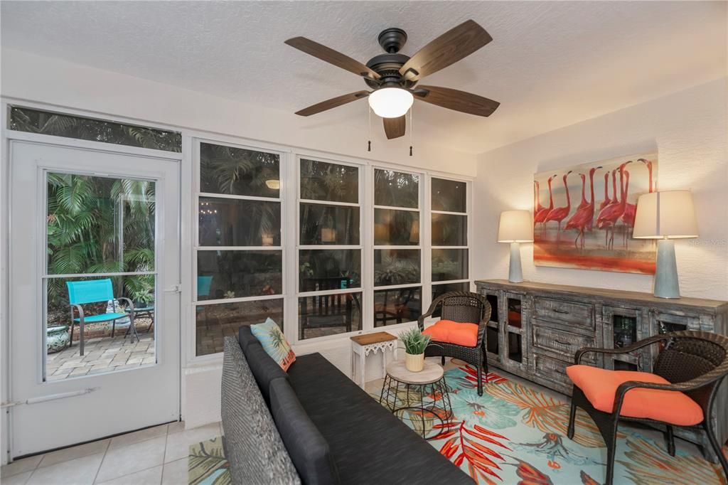 For Sale: $349,990 (2 beds, 2 baths, 1400 Square Feet)