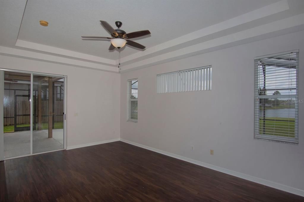 Master bedroom-Downstairs