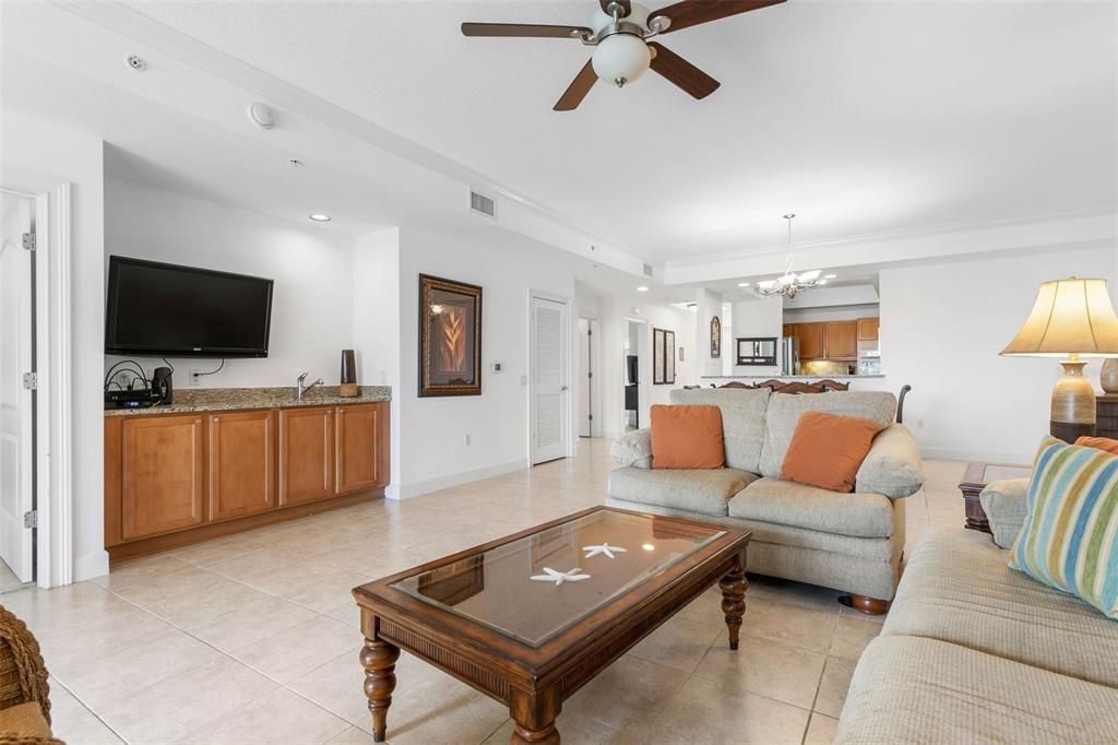 For Sale: $449,000 (2 beds, 2 baths, 1570 Square Feet)