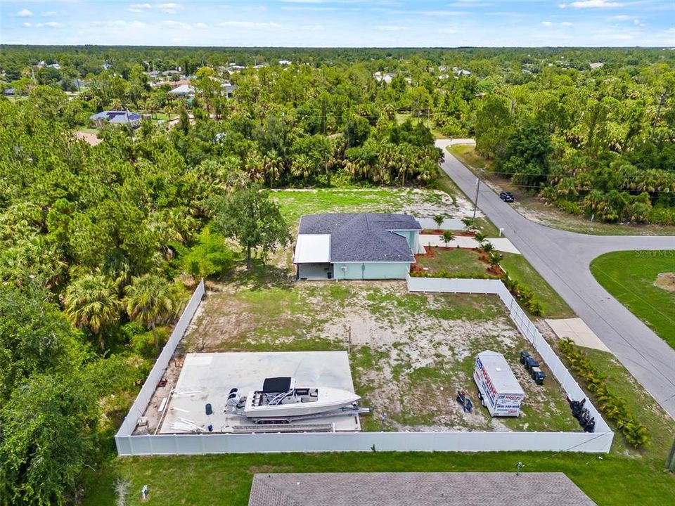 For Sale: $495,000 (3 beds, 2 baths, 1692 Square Feet)