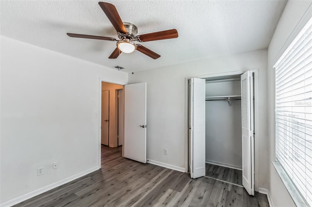 For Sale: $379,800 (3 beds, 2 baths, 1636 Square Feet)