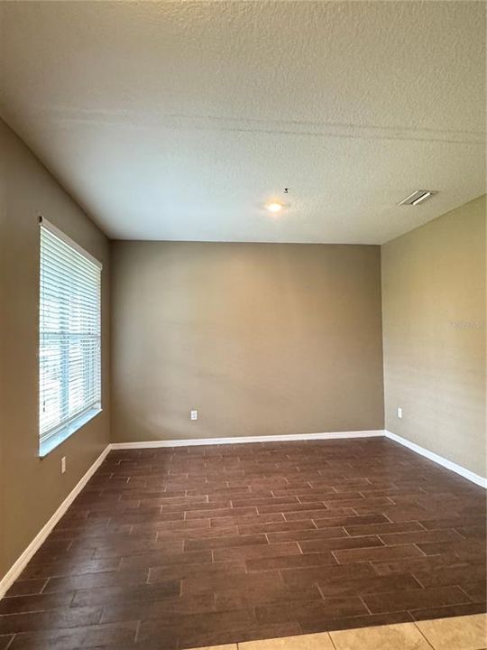 For Rent: $3,199 (5 beds, 3 baths, 3210 Square Feet)