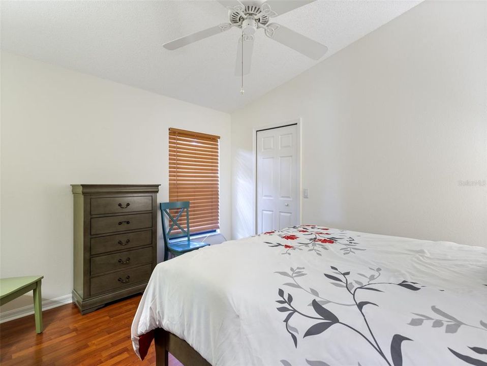 For Sale: $299,500 (2 beds, 2 baths, 1260 Square Feet)