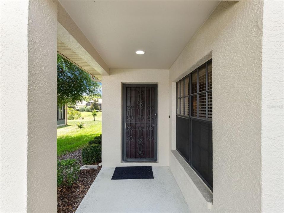 For Sale: $299,500 (2 beds, 2 baths, 1260 Square Feet)