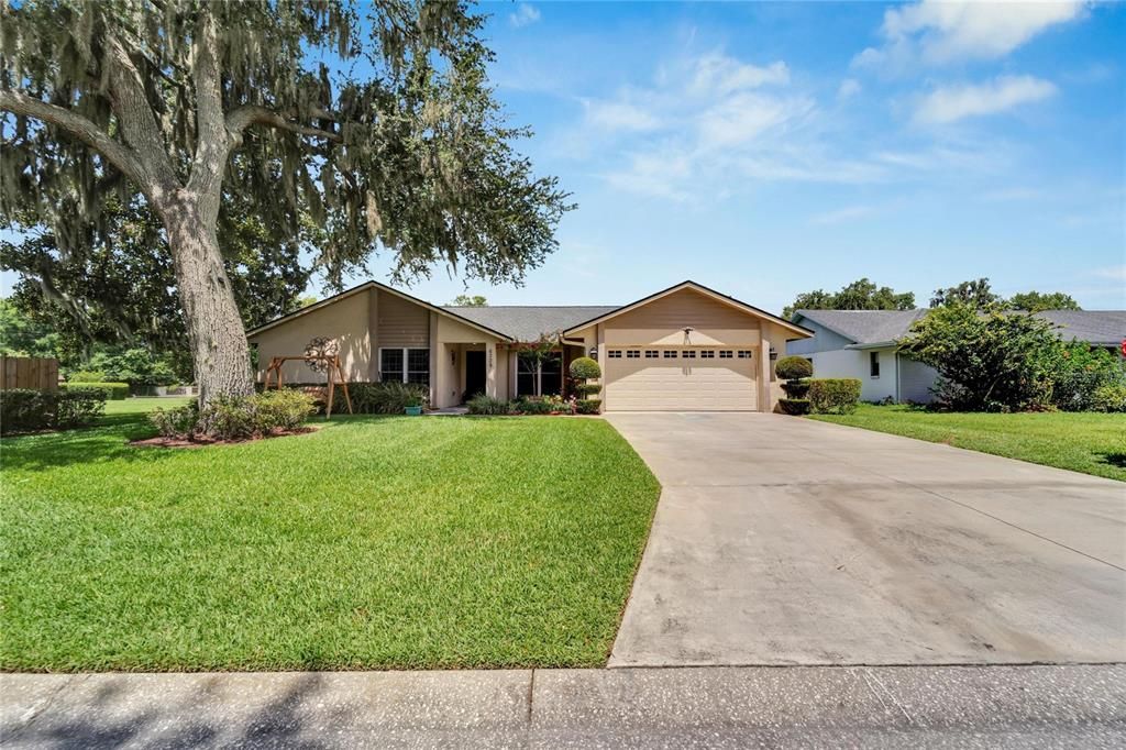 Active With Contract: $499,000 (4 beds, 2 baths, 2263 Square Feet)