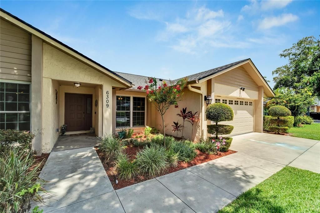 Active With Contract: $499,000 (4 beds, 2 baths, 2263 Square Feet)