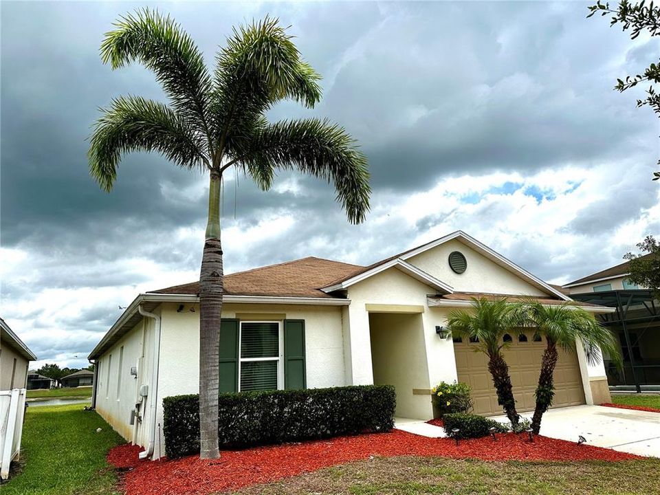 For Sale: $445,000 (4 beds, 2 baths, 2003 Square Feet)