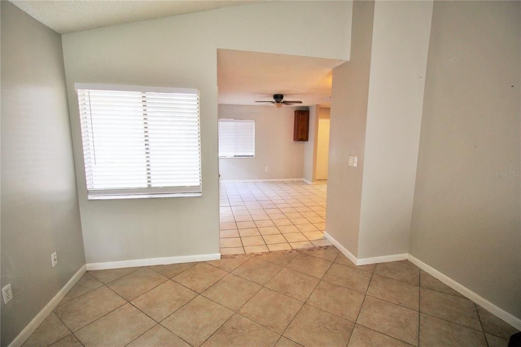 For Rent: $2,295 (3 beds, 2 baths, 1298 Square Feet)