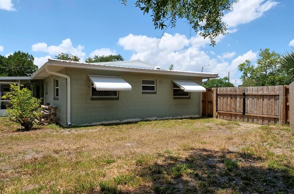 Active With Contract: $290,000 (4 beds, 2 baths, 1531 Square Feet)