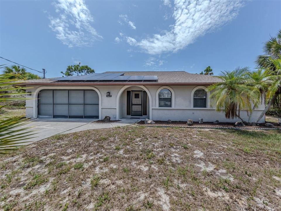 For Sale: $299,900 (3 beds, 2 baths, 1495 Square Feet)