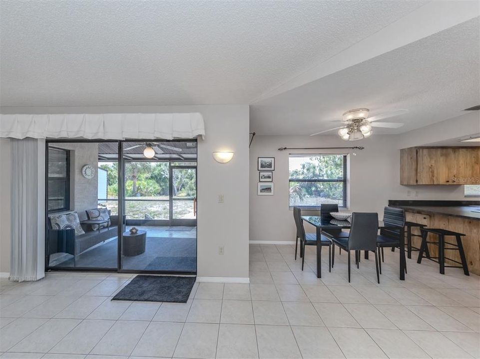 For Sale: $299,900 (3 beds, 2 baths, 1495 Square Feet)