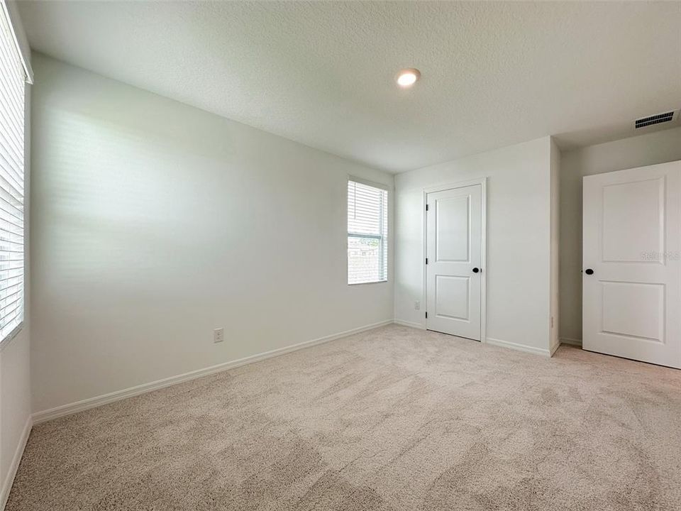 For Rent: $3,199 (3 beds, 2 baths, 2134 Square Feet)