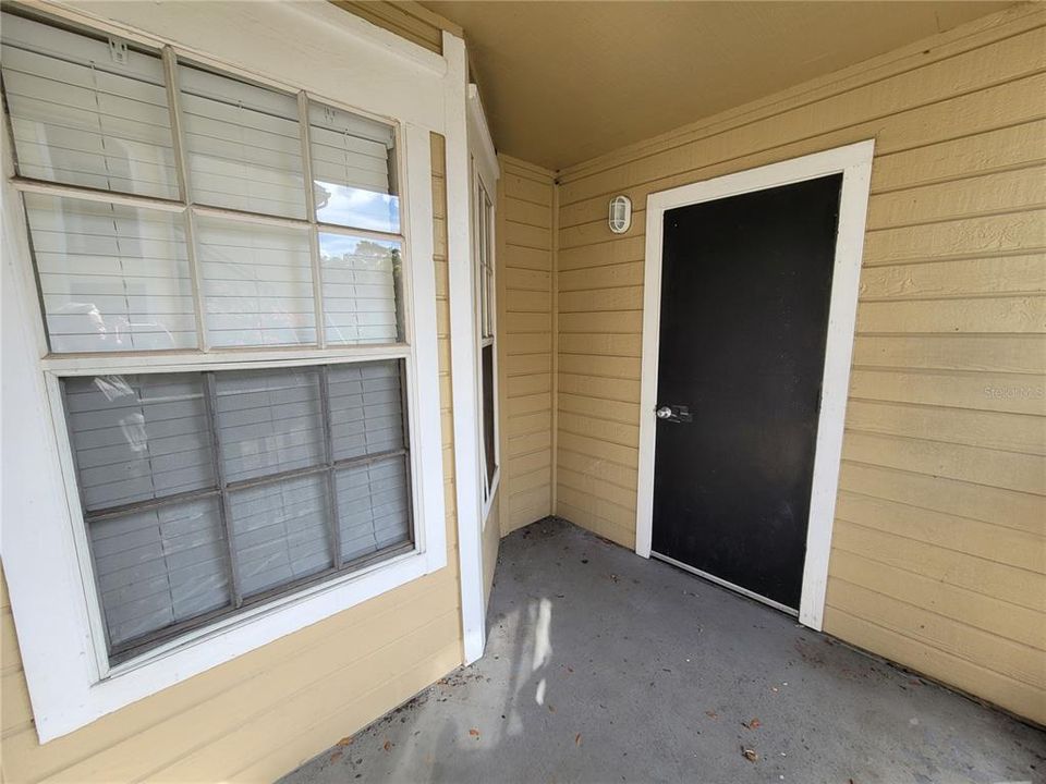 For Rent: $1,700 (2 beds, 2 baths, 829 Square Feet)