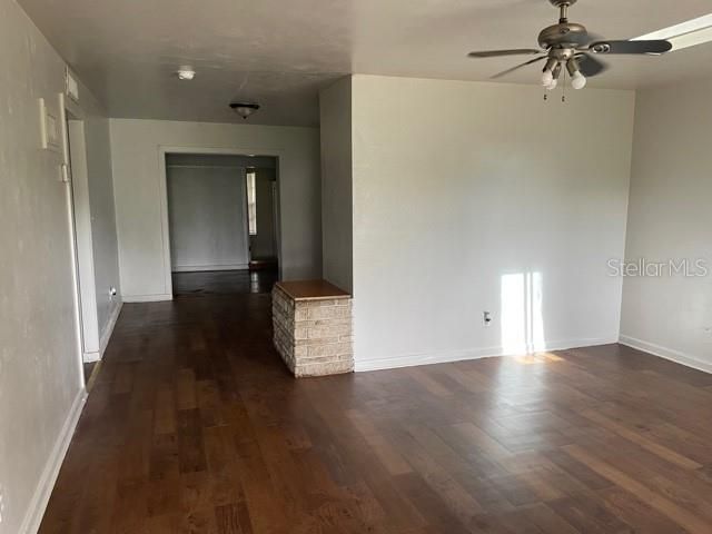 For Rent: $2,200 (4 beds, 2 baths, 1678 Square Feet)