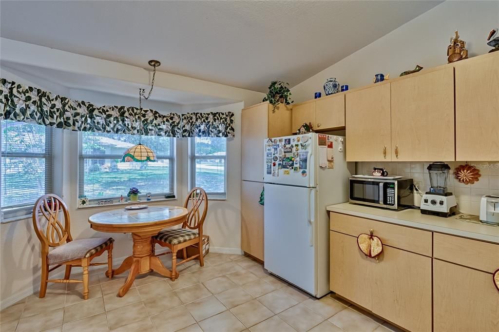 For Sale: $230,000 (2 beds, 2 baths, 1487 Square Feet)