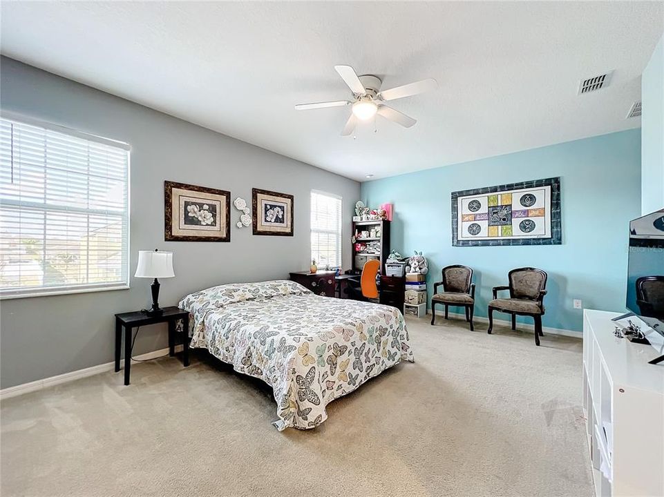 For Sale: $524,500 (5 beds, 3 baths, 3282 Square Feet)