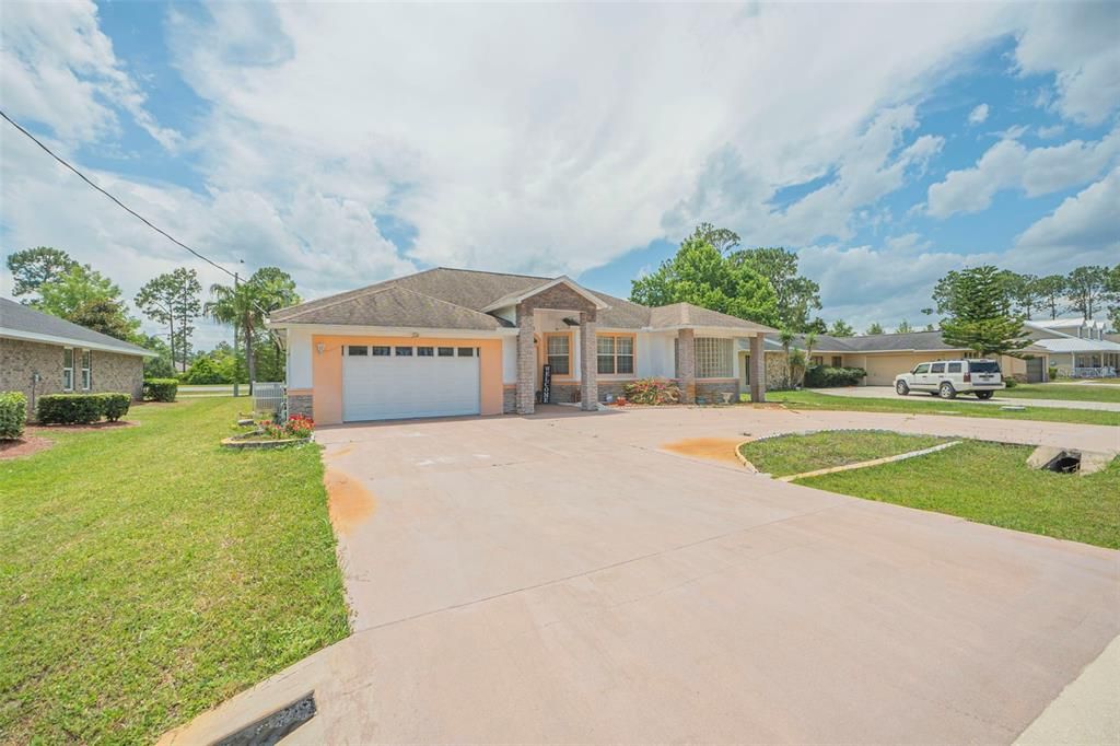 For Sale: $344,000 (3 beds, 2 baths, 2190 Square Feet)