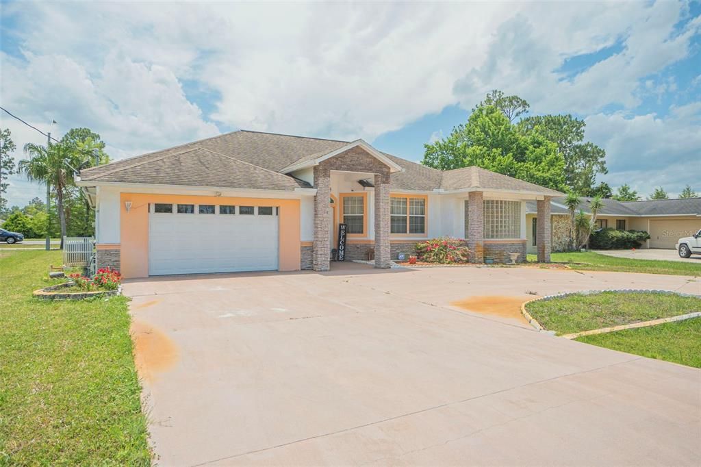 For Sale: $344,000 (3 beds, 2 baths, 2190 Square Feet)