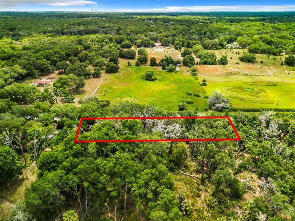 En Venta: $14,500 (0.37 acres)