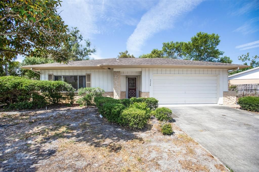 Recently Sold: $260,000 (2 beds, 2 baths, 1147 Square Feet)