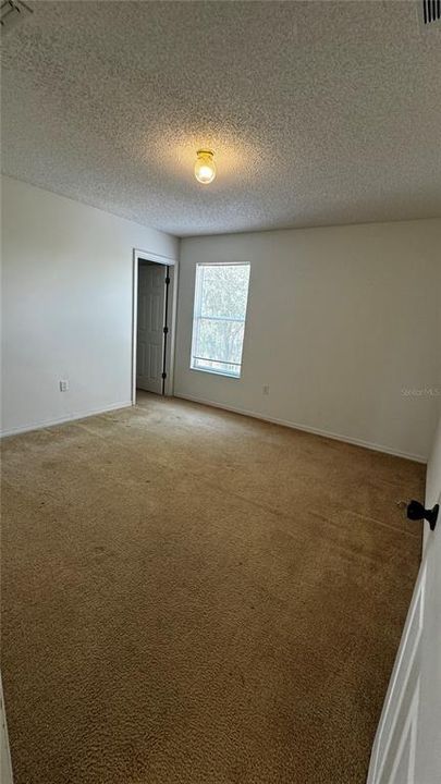For Rent: $2,800 (4 beds, 2 baths, 3087 Square Feet)
