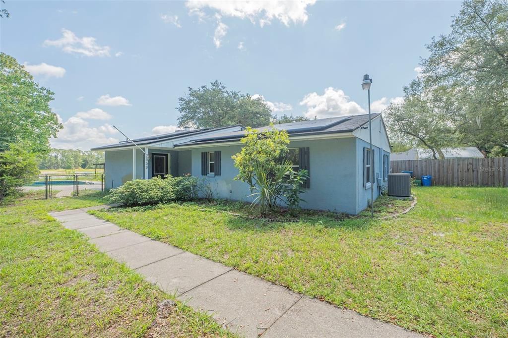 For Sale: $314,000 (3 beds, 2 baths, 1336 Square Feet)