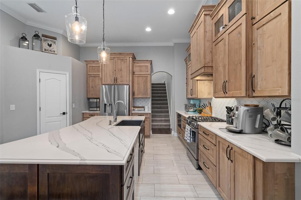 Active With Contract: $899,000 (4 beds, 3 baths, 3526 Square Feet)