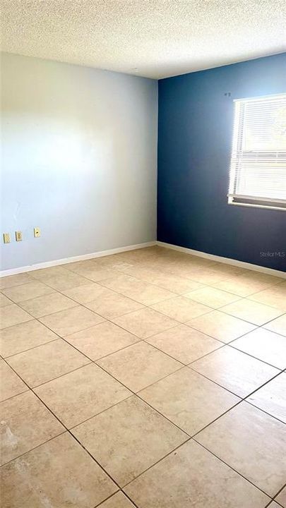 For Rent: $2,150 (2 beds, 2 baths, 1200 Square Feet)