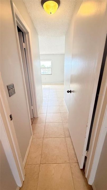 For Rent: $2,150 (2 beds, 2 baths, 1200 Square Feet)