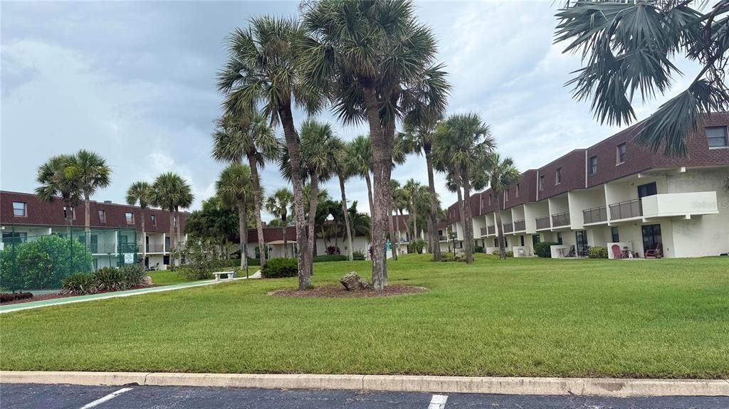 For Rent: $2,150 (2 beds, 2 baths, 1200 Square Feet)