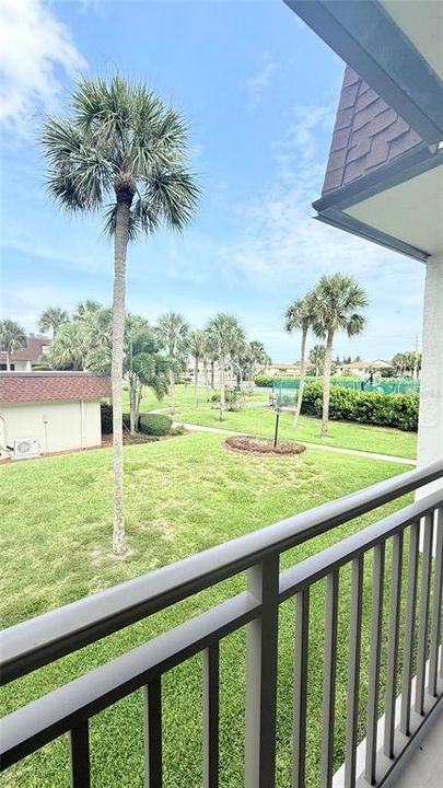 For Rent: $2,150 (2 beds, 2 baths, 1200 Square Feet)