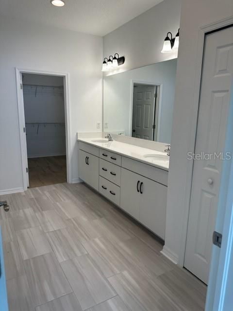 Active With Contract: $2,600 (3 beds, 2 baths, 1742 Square Feet)