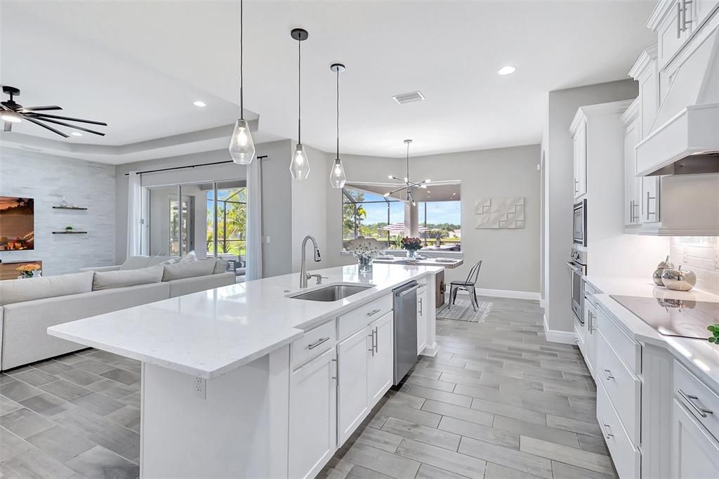 Active With Contract: $1,100,000 (4 beds, 4 baths, 3138 Square Feet)