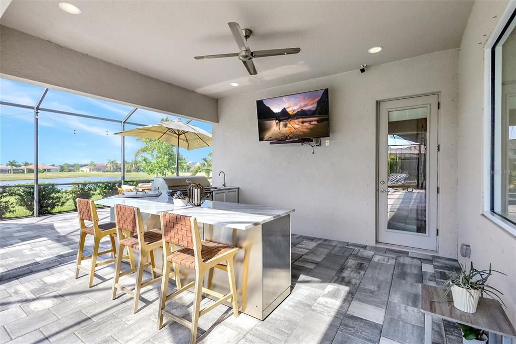 Active With Contract: $1,100,000 (4 beds, 4 baths, 3138 Square Feet)
