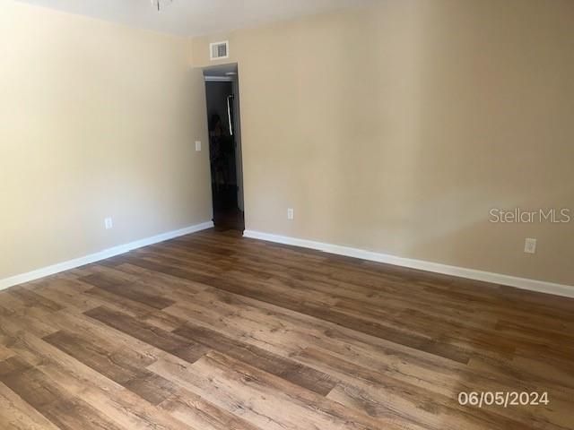 For Rent: $1,250 (2 beds, 1 baths, 784 Square Feet)