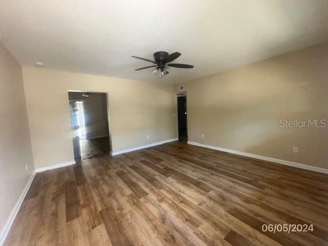 For Rent: $1,250 (2 beds, 1 baths, 784 Square Feet)