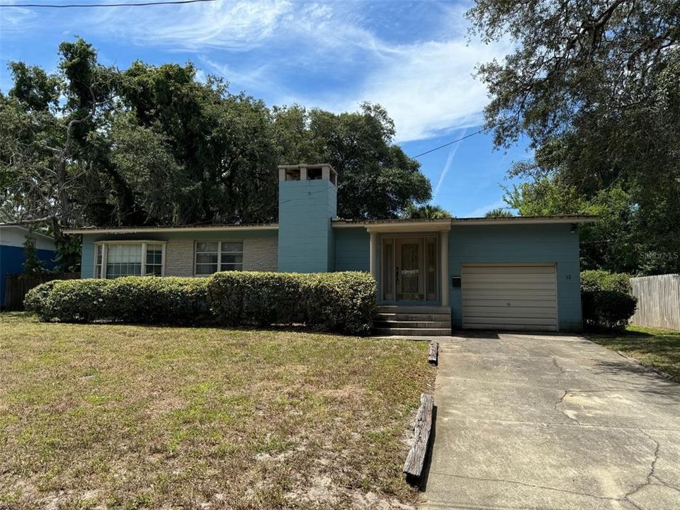 Recently Sold: $399,000 (2 beds, 1 baths, 1236 Square Feet)