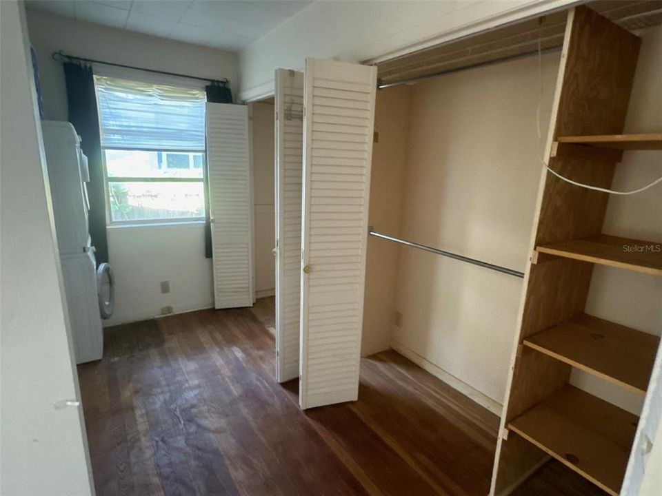 Vendido Recientemente: $399,000 (2 camas, 1 baños, 1236 Pies cuadrados)