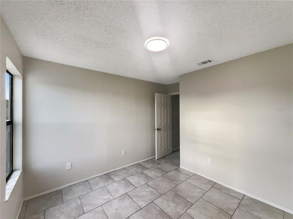 For Sale: $301,000 (3 beds, 2 baths, 1471 Square Feet)