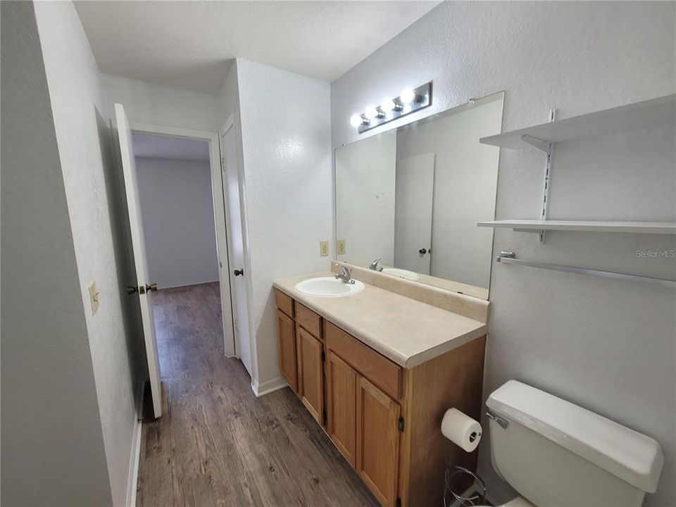 For Rent: $1,700 (2 beds, 2 baths, 934 Square Feet)