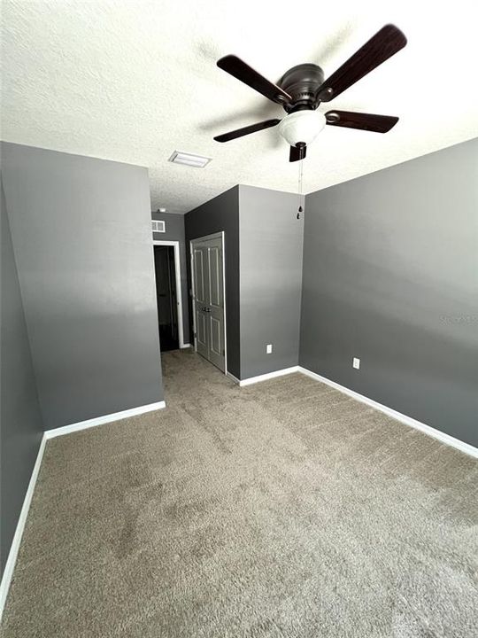 For Rent: $2,450 (3 beds, 2 baths, 1673 Square Feet)